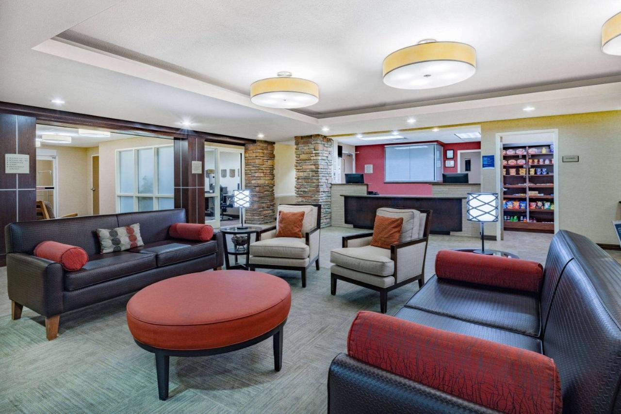 Hawthorn Suites By Wyndham Williston Exterior foto